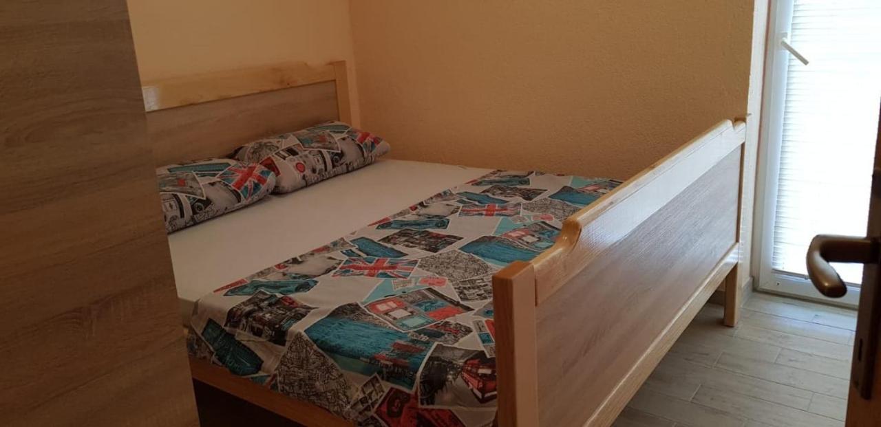 Srecko Apartman Rogoznica  Eksteriør bilde